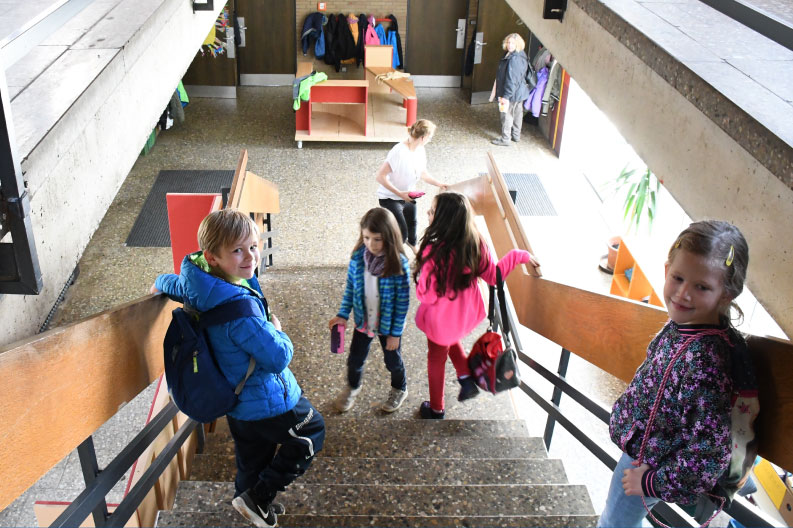 Bilder Schulgelände Lindachschule Jesingen